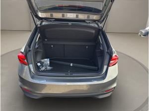 Skoda Fabia 1.0 TSI Tour ACC Kam. Navi DynLicht LED LM