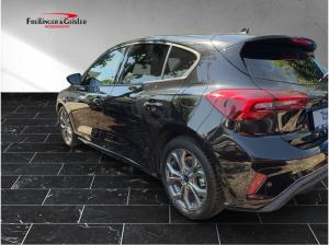 Ford Focus ST-Line X Automatik Sportpaket Bluetooth LED