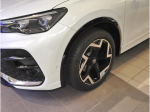 Volkswagen Tiguan R-Line 1,5 eTSI Komfort-Sitze Navi Matrix
