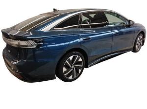 Volkswagen ID.7 Pro Navi AHK IQ.LIGHT - LED-Matrix-Scheinwerfer Sprachassistent