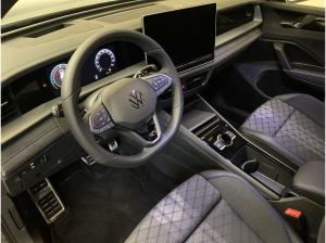 Volkswagen Tayron R-Line 1.5 l eHybrid AHK