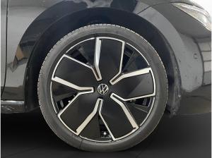 Volkswagen Passat Variant 1.5 eHybrid R-Line AHK Pano LM 19" Leder ACC