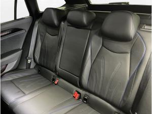 Volkswagen Passat Variant 1.5 eHybrid R-Line AHK Pano LM 19" Leder ACC