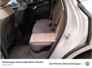 Volkswagen Touareg 3.0 TDI R-Line 4Motion Navi Standheizung Pano uvm