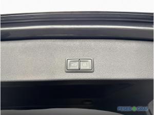 Audi Q2 2x Sline S tronic Navi RFK Optikpaket schwarz