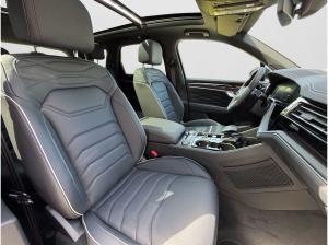 Volkswagen Touareg R-Line FINAL ED AHK NAVI PANO DYNAUDIO