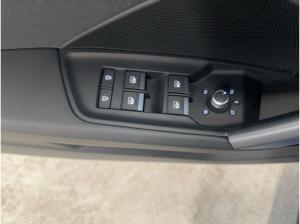 Audi A3 Limousine 30 TFSI S line S tronic NAVI/KAMERA