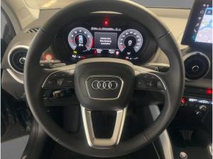 Audi Q2 35 TFSI S line S tronic NAVI/KAMERA/AHK/LM18