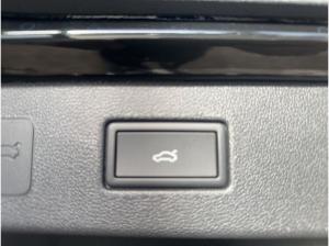 Volkswagen T-Roc R-Line 1.5 l eTSI OPF DSG