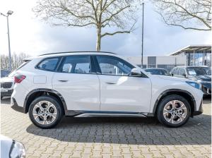 BMW X1 sDrive20i X Line Pano Adapt.LED AHK Komfortz.