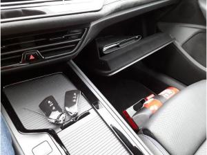 Volkswagen Passat 1,5 TSI Hybrid DSG/ R-Line Panoramadach/AHK/RFK/Garanite bis 08.30/u.v.m.