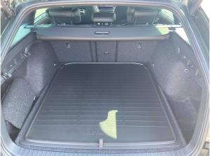 Skoda Octavia Combi Sportline 2,0 TDI DSG *AHK*MATRIX*