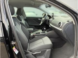 Audi Q2 35 TFSI S-tronic / CarPlay, Connect, LED, RFK