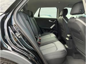 Audi Q2 35 TFSI S-tronic / CarPlay, Connect, LED, RFK