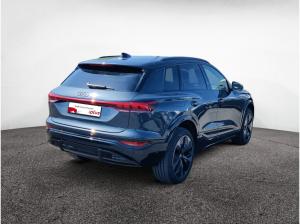 Audi Q6 e-tron S line 76 kWh AHK Luftfed Pano Matrix