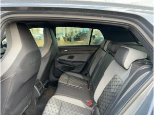 Volkswagen Golf VIII 1.5 eTSI R-Line