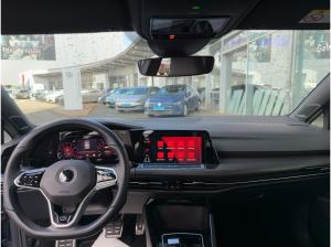 Volkswagen Golf VIII 1.5 eTSI R-Line