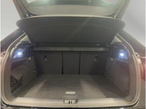 Audi Q2 40 TFSI qu advanced S tronic NAV/KAMERA/LEDER
