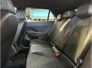 Volkswagen T-Roc R-Line eTSI DSG LED R-KAMERA ParkAssist