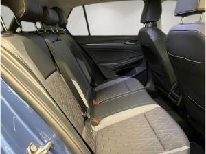 Volkswagen Golf VIII Lim. GOAL 2.0 TDI 110kW DSG - LED Plus ACC AHK Navi Rear View SHZ LM CarPlay PDC GJR