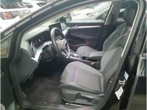 Volkswagen Golf VIII Lim. GOAL 1.5 eTSI 110kW DSG - SHZ AHK Rear View Navi LED Plus ACC LM PDC GJR MFL