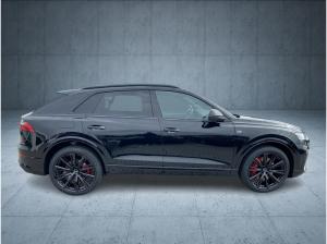 Audi Q8 SUV S line business TFSI e qu. tiptr. PANO 23