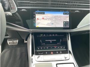 Audi Q8 SUV S line business TFSI e qu. tiptr. PANO 23