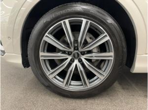 Audi Q8 45 TDI qu.tiptr. LED NAVI 360°K PANO VIRTUAL