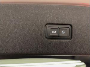Audi Q8 45 TDI qu.tiptr. LED NAVI 360°K PANO VIRTUAL