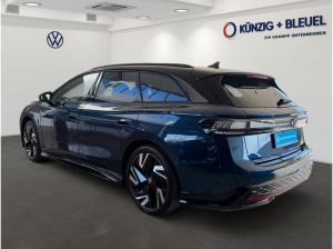 Volkswagen ID.7 Tourer GTX +WÄRMEPUMPE+AHK+KAMERA+