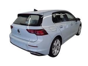 Volkswagen Golf VIII STYLE 1.5eTSI DSG HYBRID ACC.5J-G.AHK.AREA-VIEW.NAVI.LED.LKRD-HZG