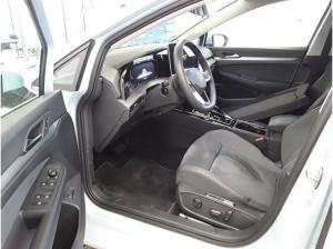 Volkswagen Golf VIII STYLE 1.5eTSI DSG HYBRID ACC.5J-G.AHK.AREA-VIEW.NAVI.LED.LKRD-HZG