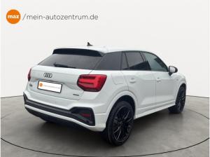 Audi Q2 S line 40 TFSI quattro Matrix Navi Schwarz plus