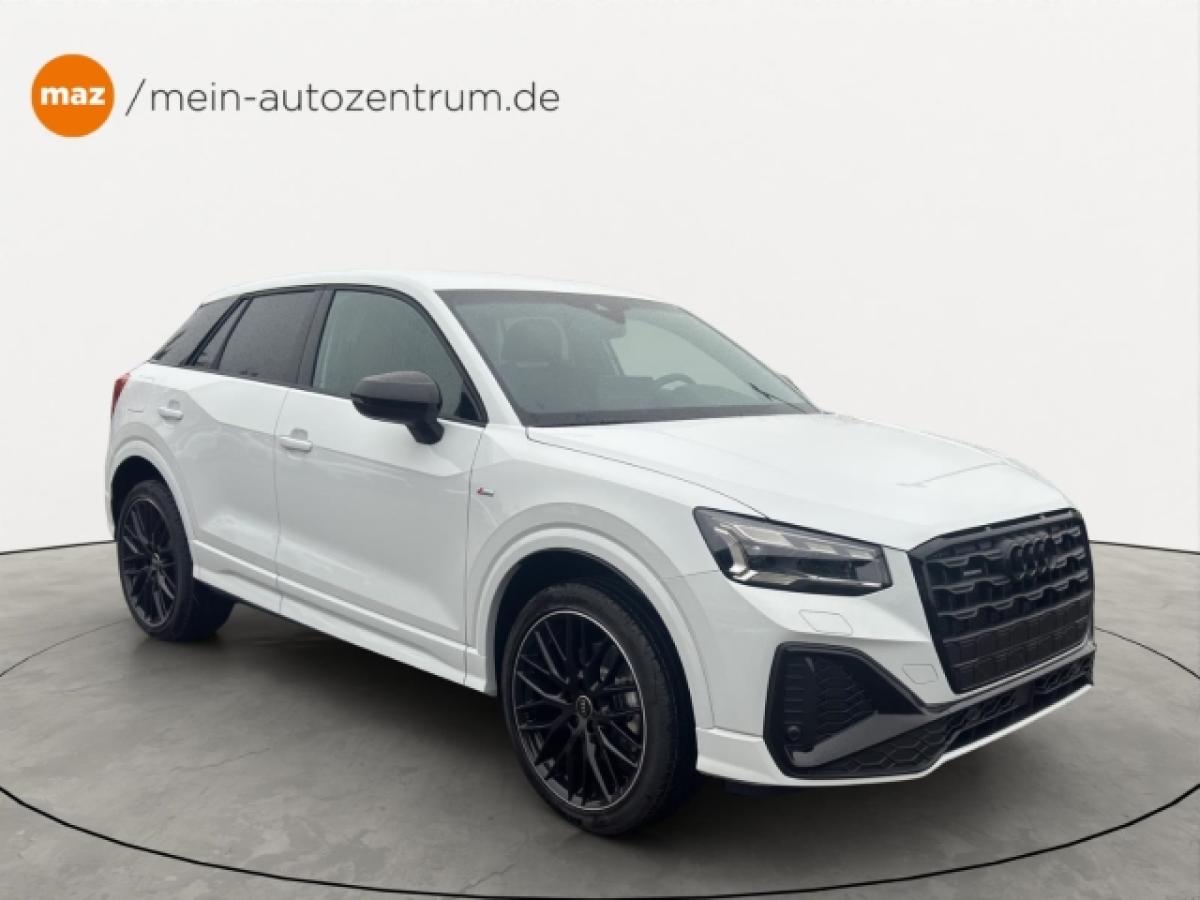 Audi Q2 S line 40 TFSI quattro Matrix Navi Schwarz plus