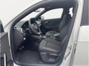 Audi Q2 S line 40 TFSI quattro Matrix Navi Schwarz plus
