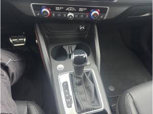 Audi Q2 S line 40 TFSI quattro Matrix Navi Schwarz plus