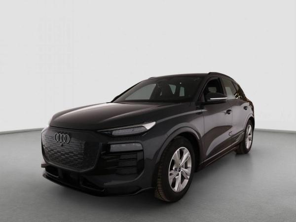 Audi Q6 e-tron Performance advanced AHK MATRIX PANO