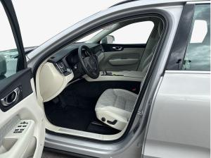 Volvo XC60 B5 B AWD Core*SOFORT!!!*INKL. FRACHT!!!*