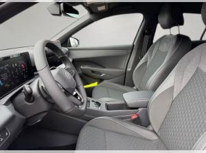 Volkswagen T-Roc R-Line 1,5 l eTSI BLACK STYLE+AHK+ACC+NAVI++