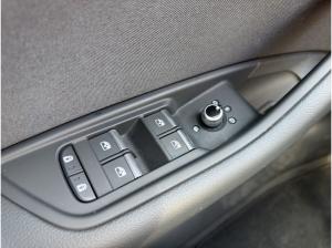 Audi A4 Avant 40 quattro S line AHK, LED, App-Connect