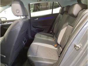 Volkswagen Golf VIII Lim. GOAL 1.5 eTSI 110kW DSG - SHZ AHK Rear View Navi Matrix LED ACC LM PDC MFL Digital Cockpit