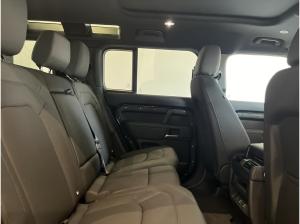 Land Rover Defender D200 S AHK, PANO & BLACK PACK