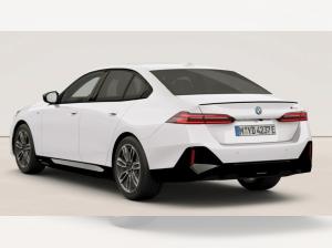 BMW i5 M60 xDrive M Sport RFK NAVI LED Sound Syst.