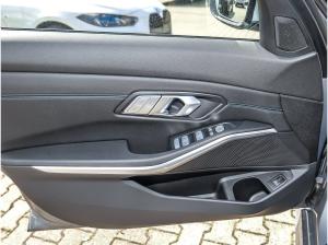 BMW 318 318i Limousine M Sport Widescreen Display Navi RFK HiFi DAB