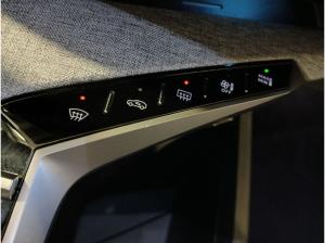 Peugeot 3008 1.2 WirelessCharging,Navi,Rückfahrkamera