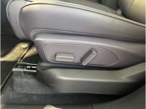 Leapmotor C10 69 W BEV ACC+LED+Navi+Pano+SD+2xKlima+Kam.