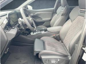 Audi e-tron Q6 SUV S line businessperformance 21 Luf