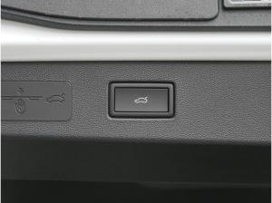 Volkswagen T-Roc R-Line 1.5 l eTSI DSG AHK,NAVI,IQ Lagerwagen !