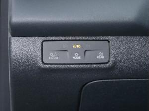 Volkswagen T-Roc R-Line 1.5 l eTSI DSG AHK,NAVI,IQ Lagerwagen !