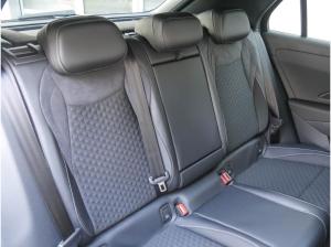 Volkswagen T-Roc R-Line 1.5 l eTSI DSG AHK,NAVI,IQ Lagerwagen !